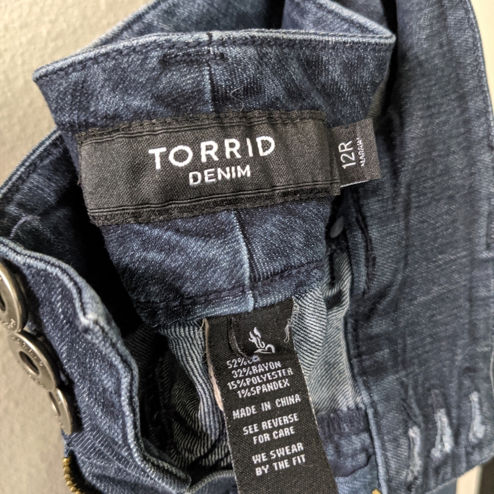 Medium Wash Torrid High Rise Jegging